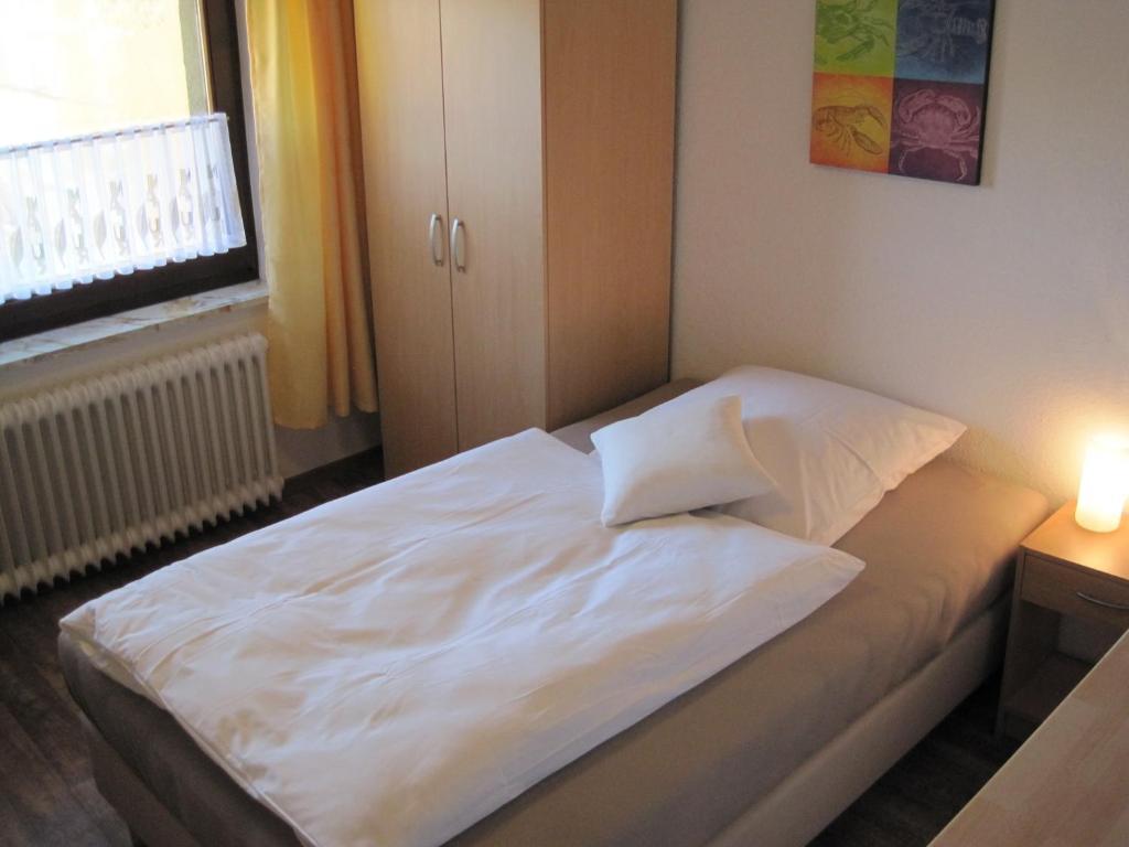 Central Wohnen Wilhelmshaven Szoba fotó